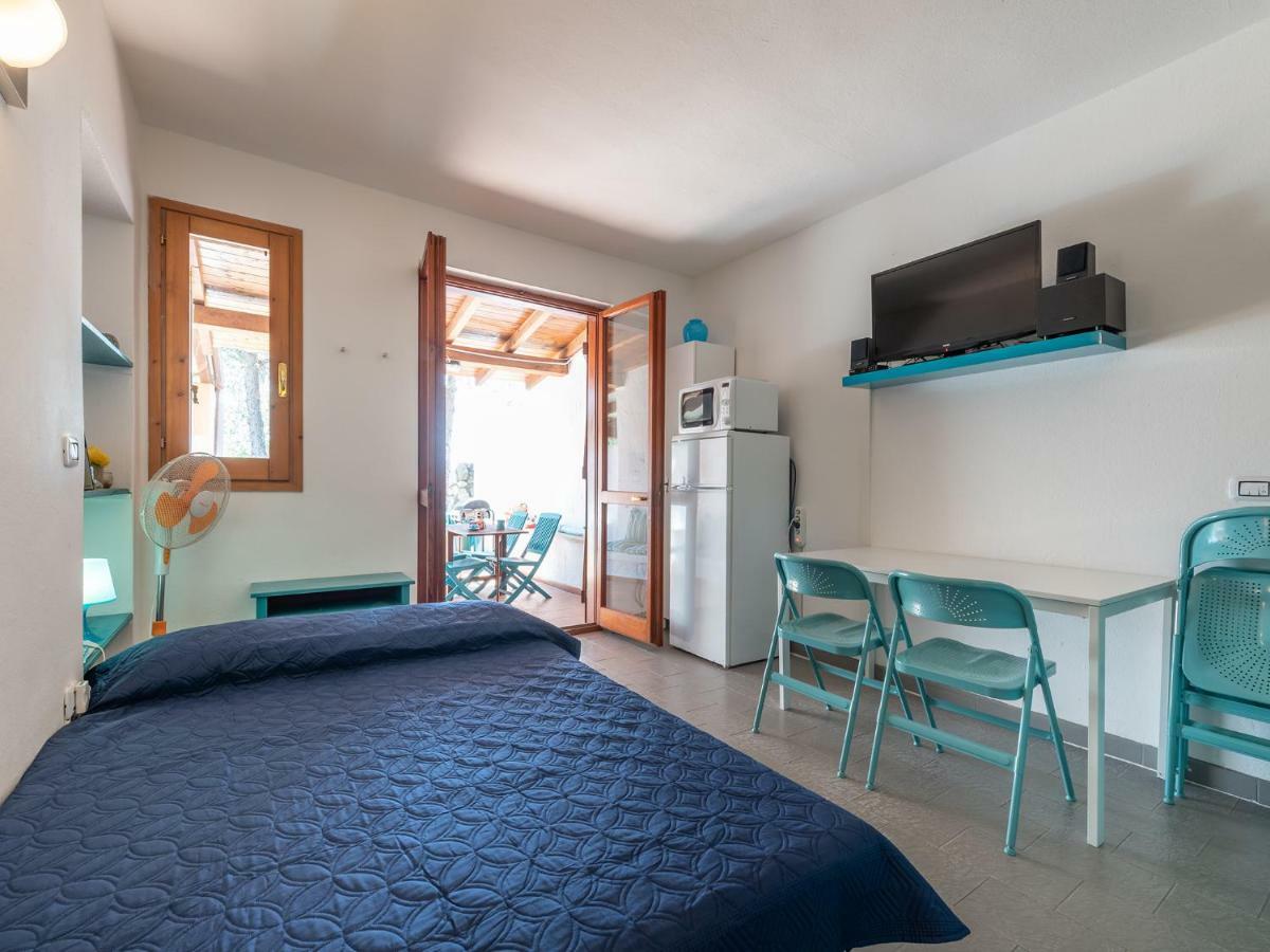 Sardinia Spa Apartment Geremèas Екстериор снимка