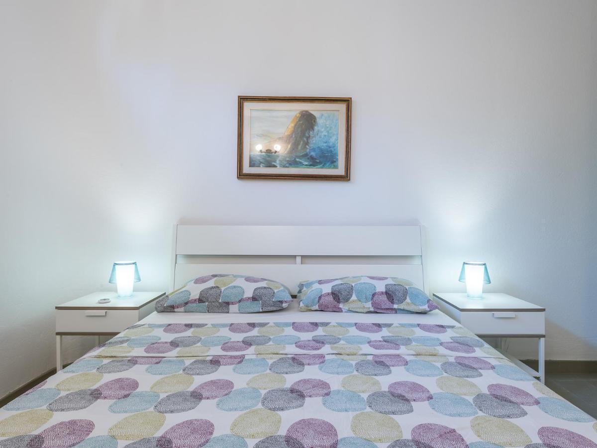 Sardinia Spa Apartment Geremèas Екстериор снимка