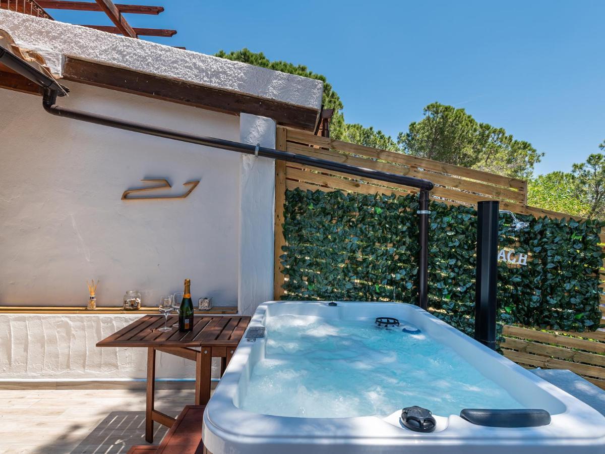 Sardinia Spa Apartment Geremèas Екстериор снимка